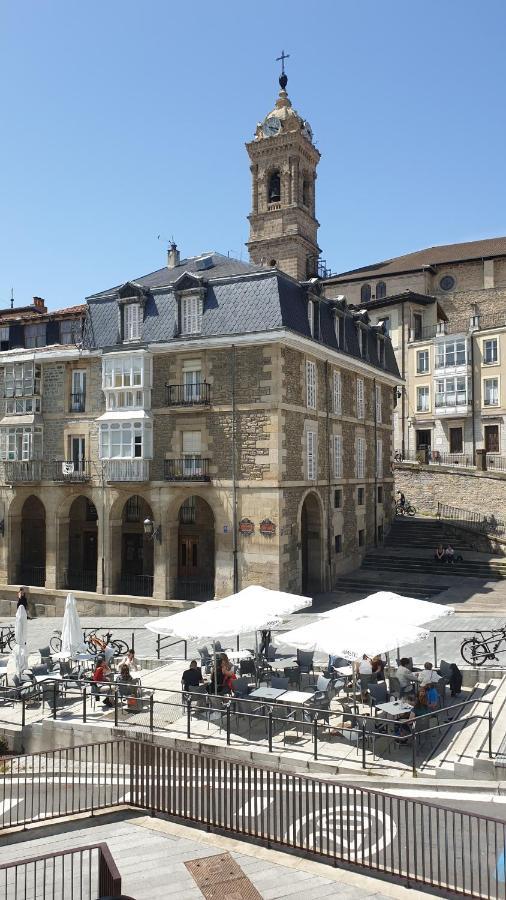 Hostal Del Arquitecto Витория Экстерьер фото