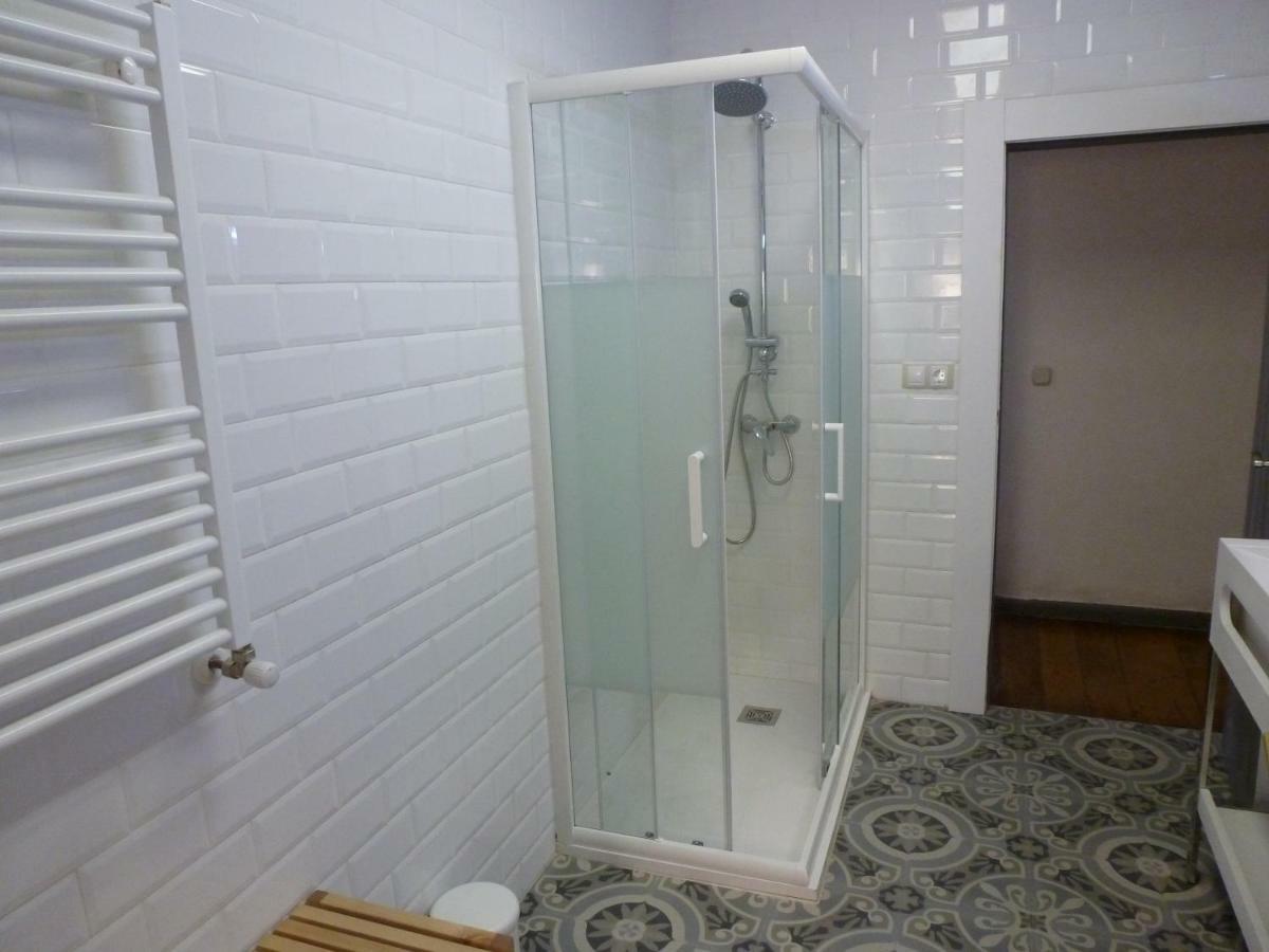 Hostal Del Arquitecto Витория Экстерьер фото